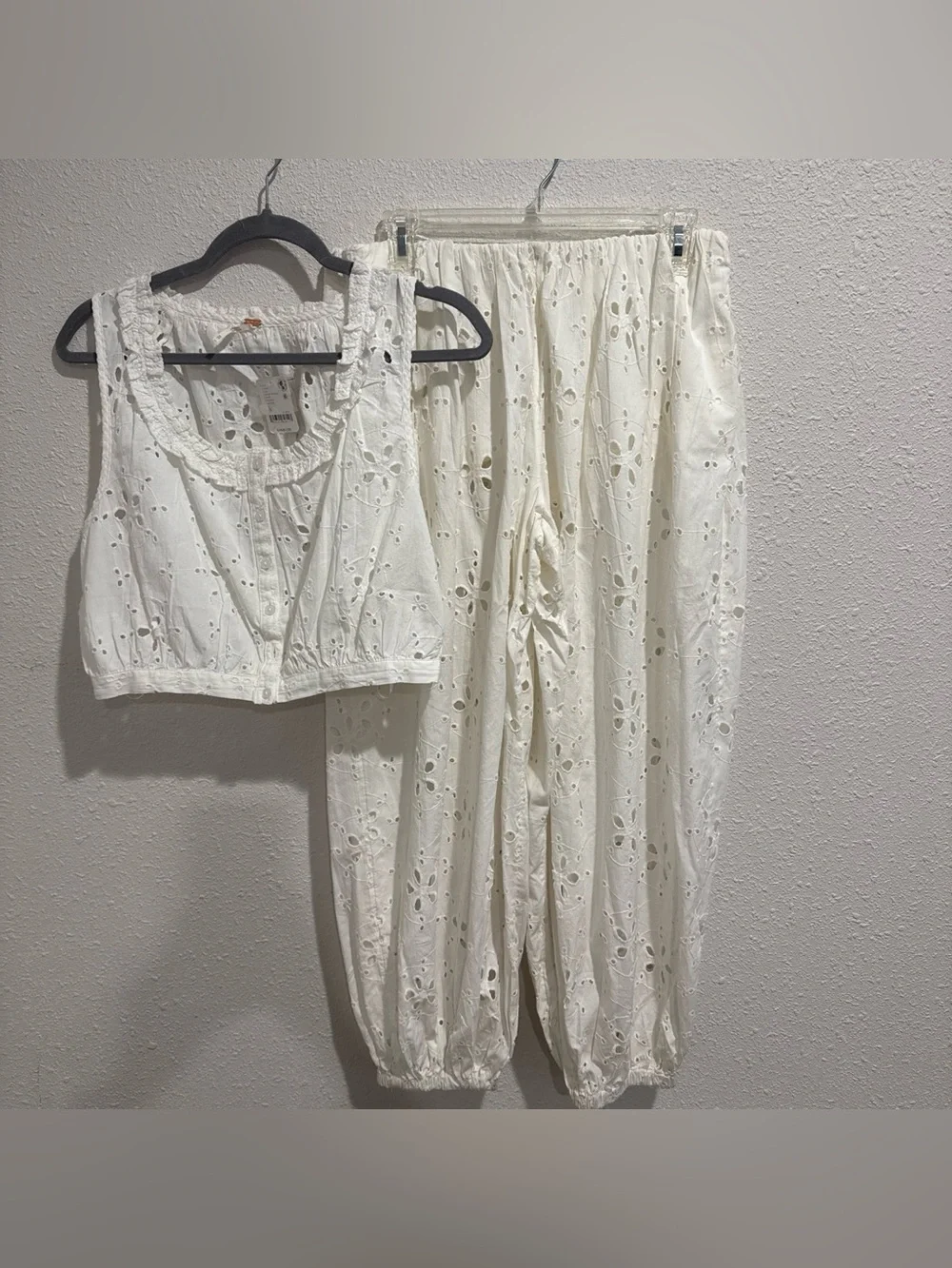 NWT Free People Eyelet Cropped Tank & Ballon Pants Set